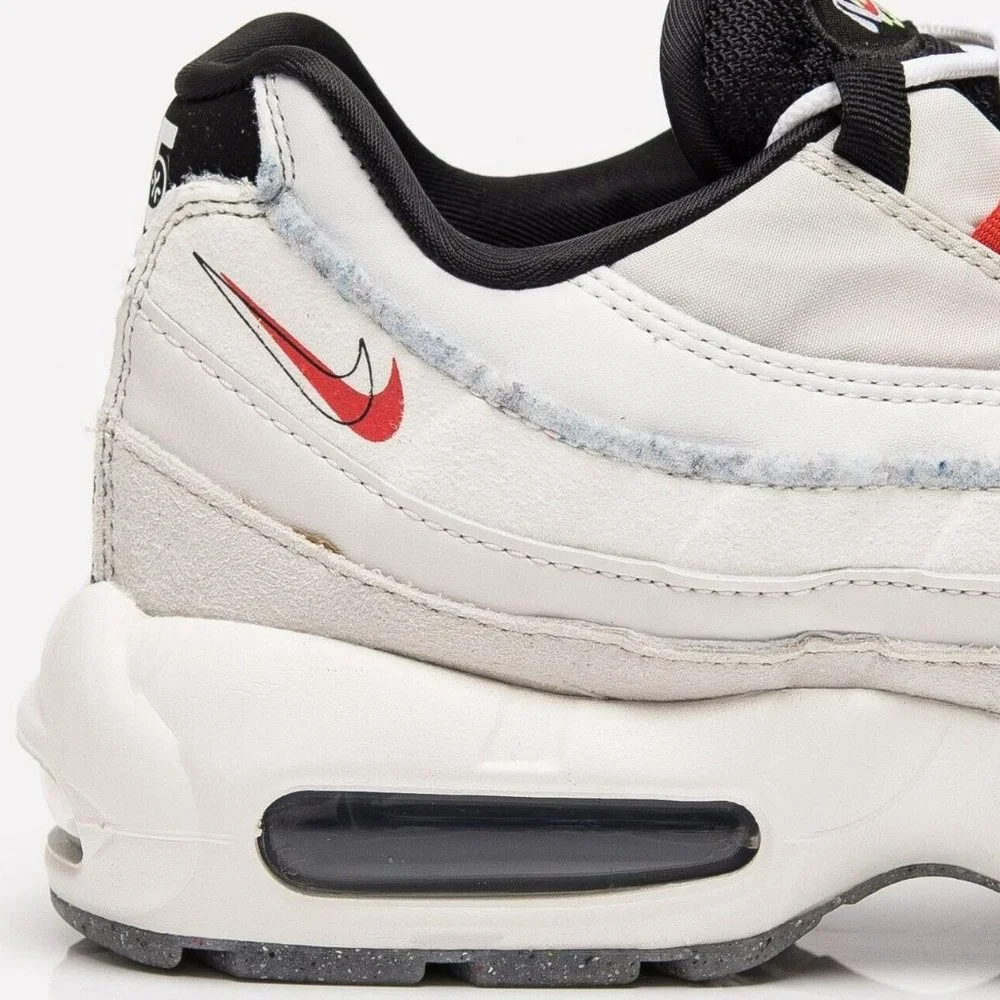 Nike Air Max 95 SE ( Light Bone/Habanero Red). Brand New. Mens Size: 9.5 - 12. - Picture 4 of 10